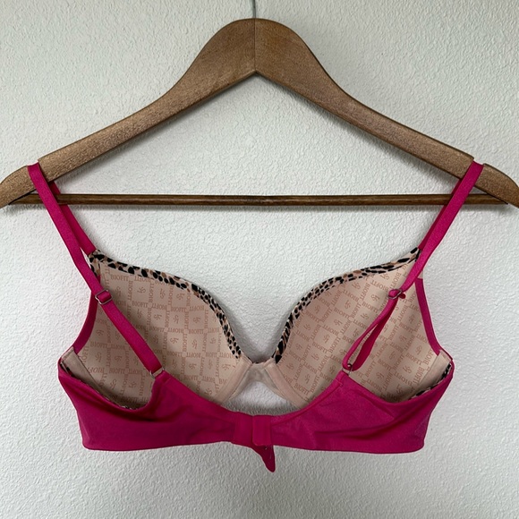 Victoria’s Secret Biofit Demi uplift bra 34C pink with leopard trim - Picture 3 of 7